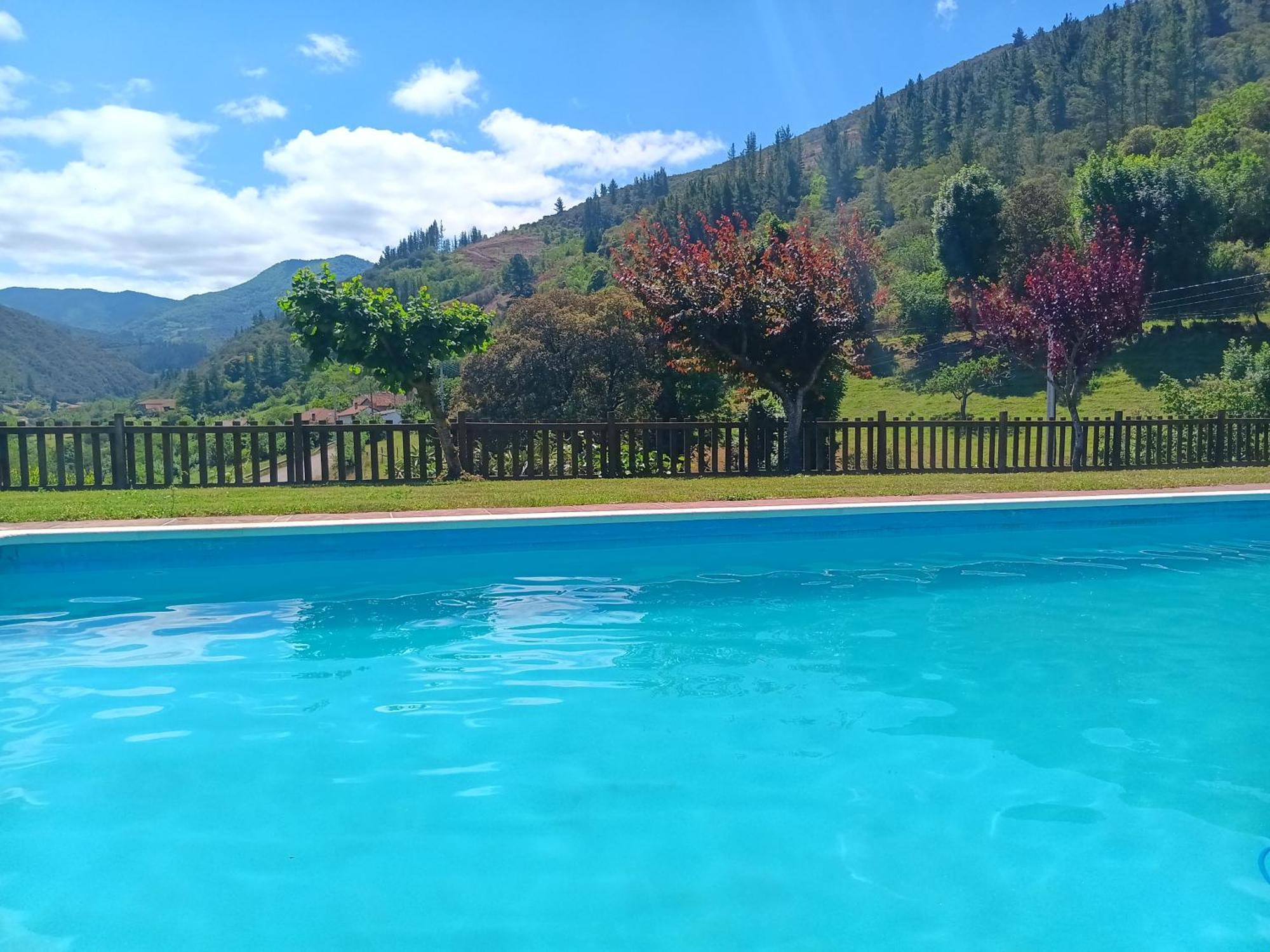Apartamentos Calm & Nature - Adults Only Cabezón de Liébana Esterno foto