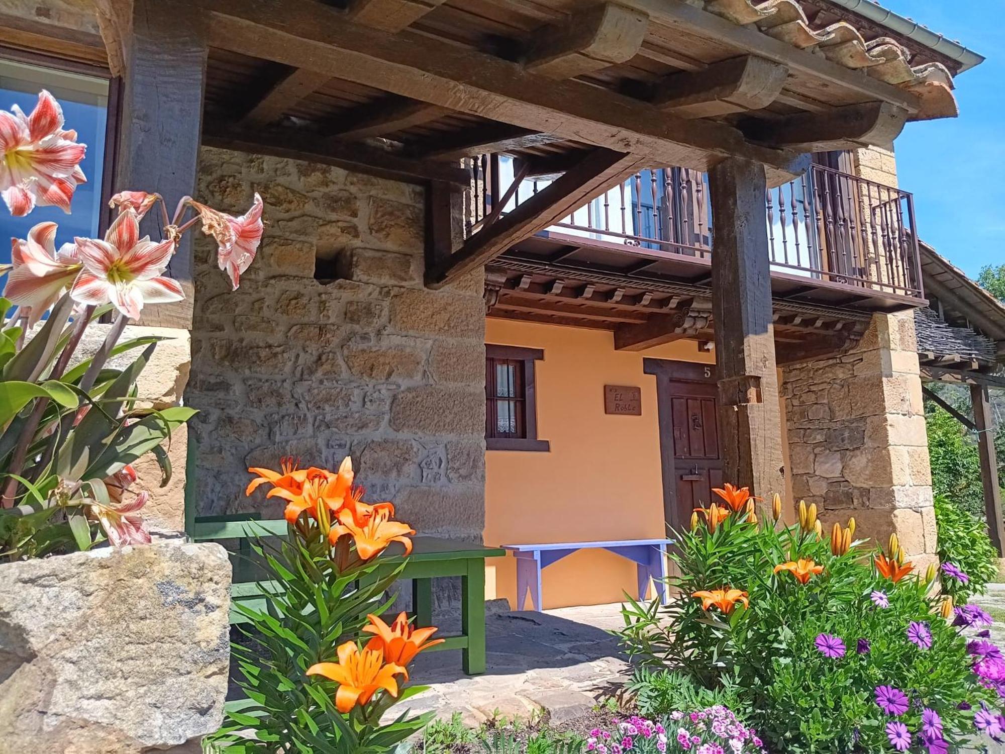 Apartamentos Calm & Nature - Adults Only Cabezón de Liébana Esterno foto